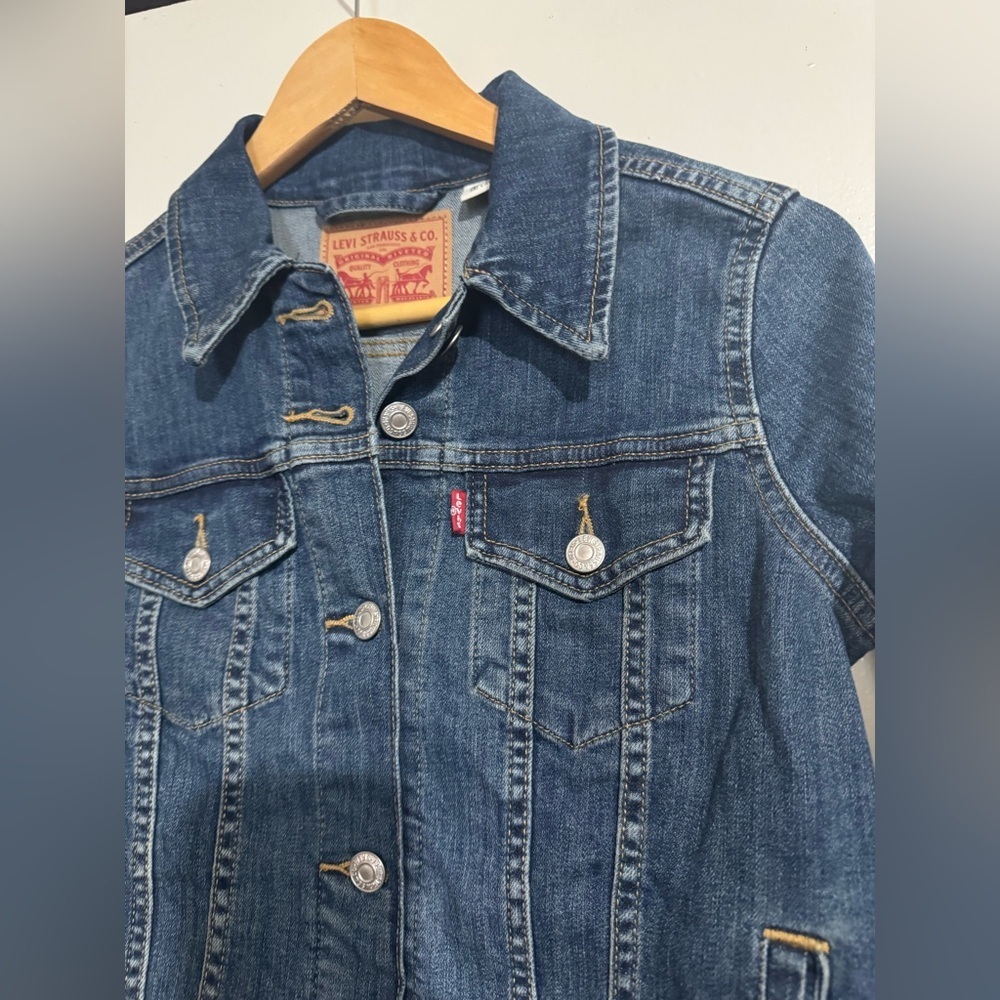 Levi’s Women's Blue Denim Jacket Small - Picture 4 of 6